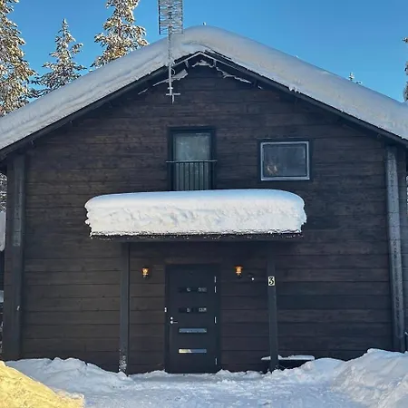 Snow&pine Log Levi With Sauna & Hot Tub Ferienhaus *