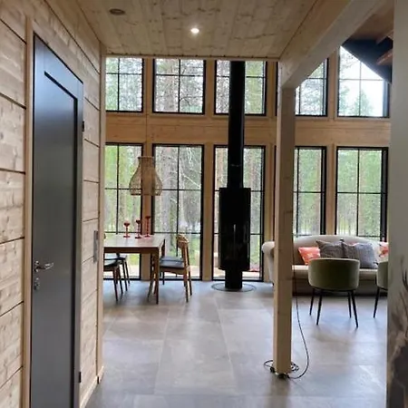 Ferienhaus Snow&pine Log Levi With Sauna & Hot Tub Kittilä