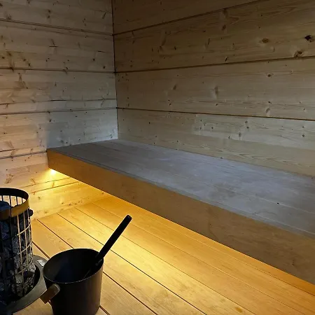 Ferienhaus Snow&pine Log Levi With Sauna & Hot Tub Kittilä